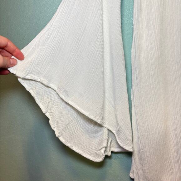 Women's Lulus White Boho Peasant Floral Embroidered Bell Sleeve Tunic Top S - Picture 3 of 7